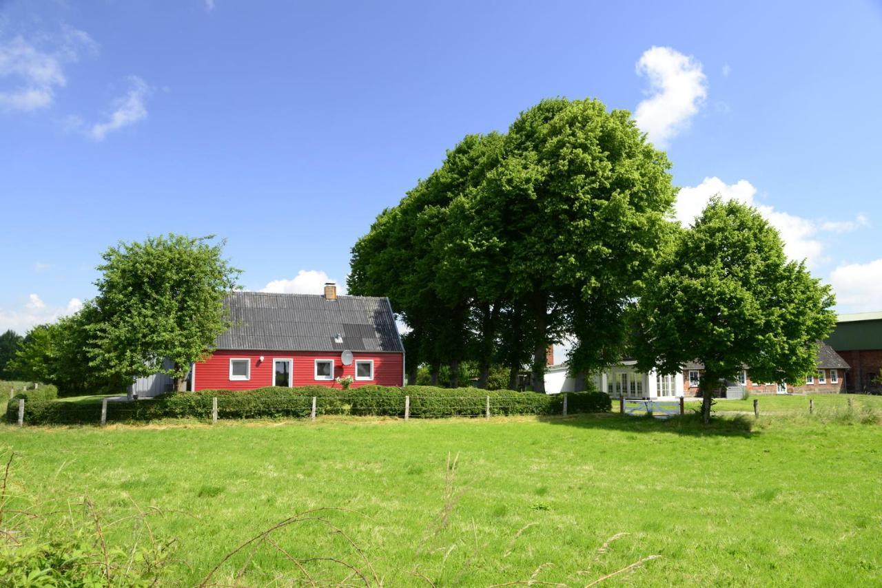 Fewo1846 - Rotes Haus - Idyllisch Gelegenes Haus Mit 2 Schlafzimmern Und Grossem Grundstueck Husby  외부 사진